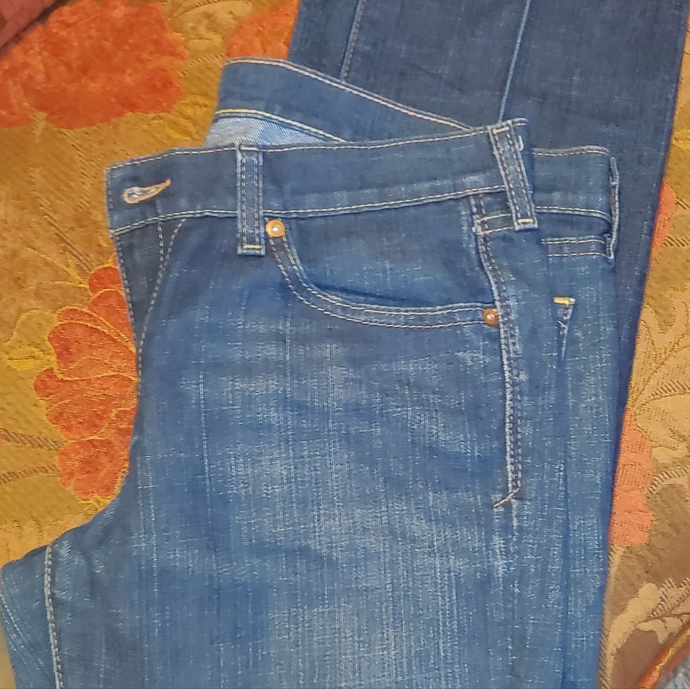 Levi's - Picture 5 of 10